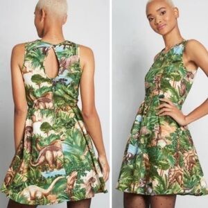 Retrolicious Green Dinosaur Print Dress